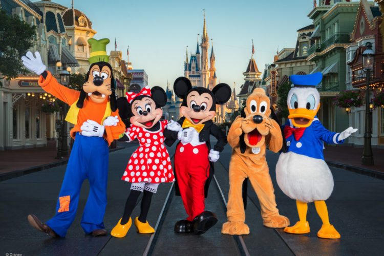 How to meet your favorite characters at Disney World!